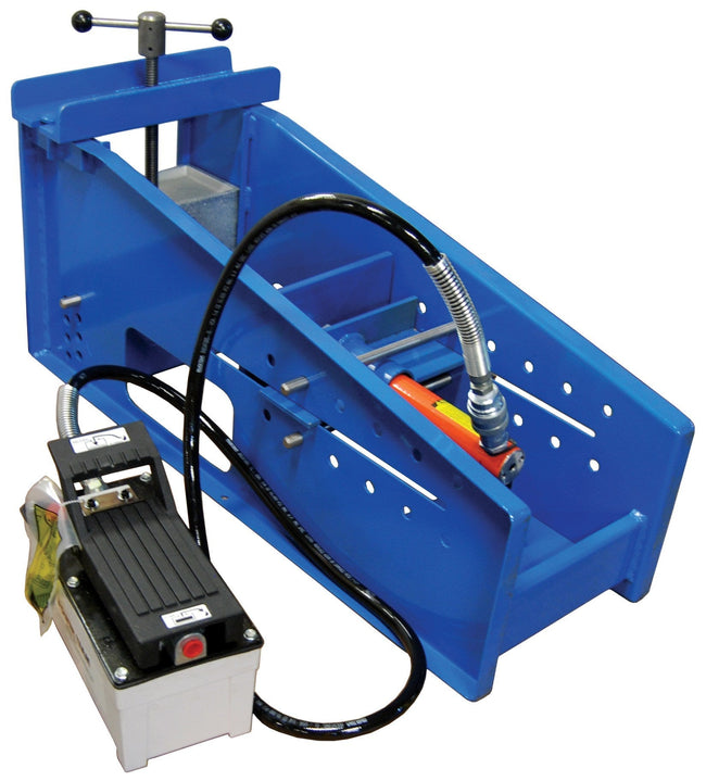   Bevel Geared CrankRewind Hose Reel: 1" I.D., 135' hose capacity, less hose, 3000 PSI